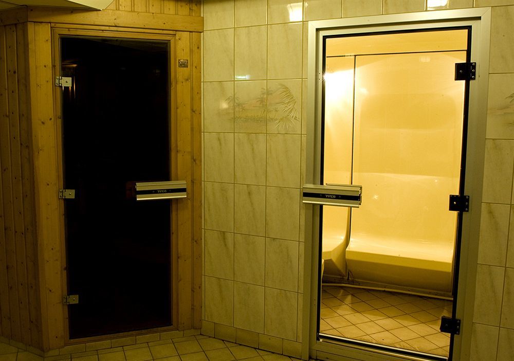 Hotel Amadeus By First Halmstad Extérieur photo
